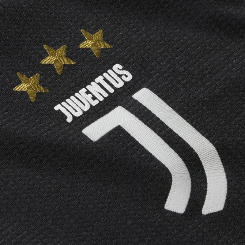 Camisa Retrô Juventus 19/20 Home - Preta e Branca