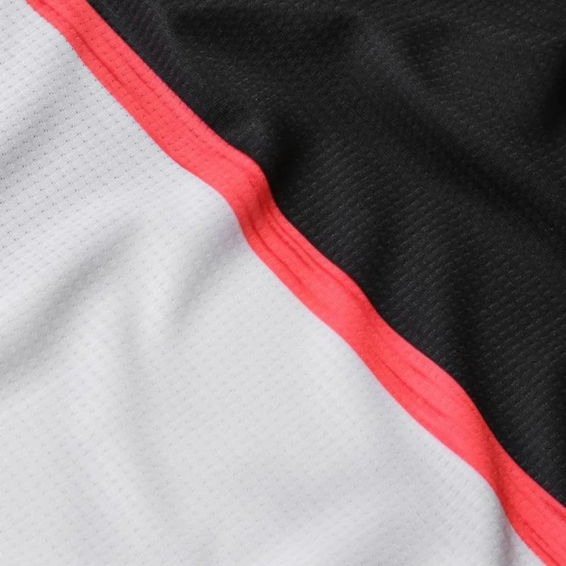 Camisa Retrô Juventus 19/20 Home - Preta e Branca